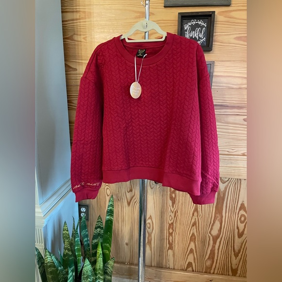 laila ali Tops - Rio Red quilted sweatshirt